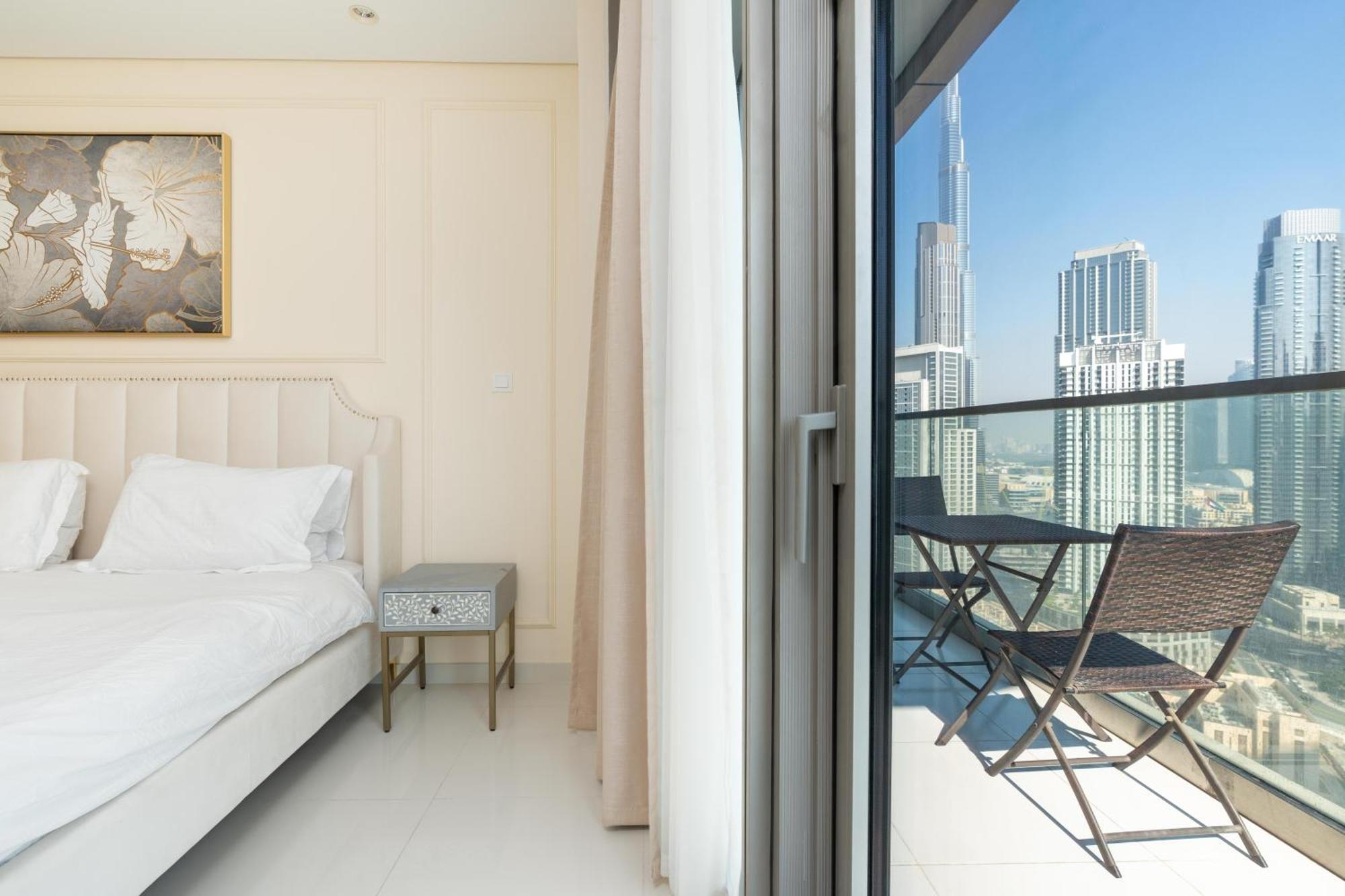 Infinity Pool & Burj Khalifa View L Luxe Paramount Ντουμπάι Εξωτερικό φωτογραφία