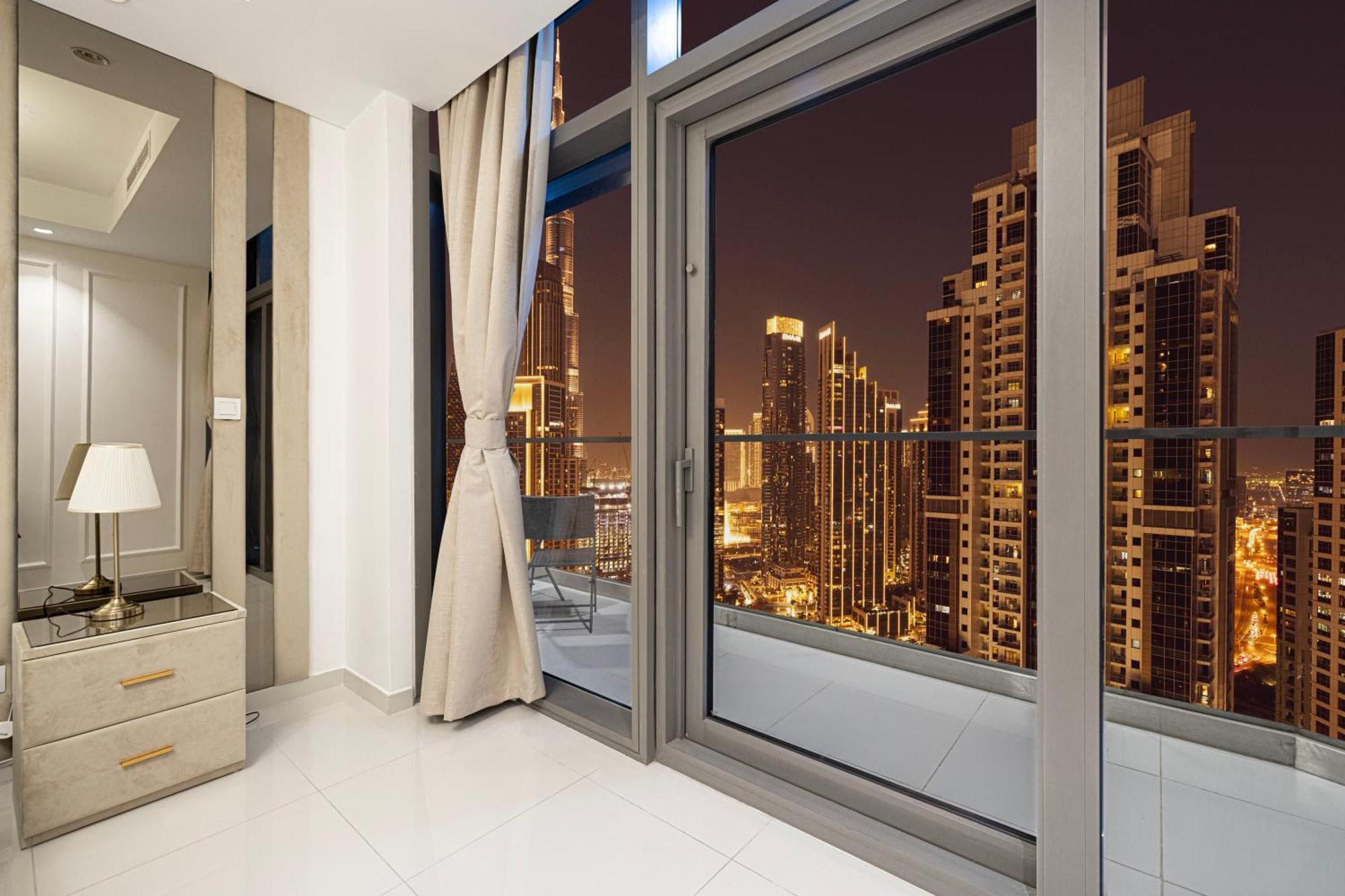 Infinity Pool & Burj Khalifa View L Luxe Paramount Ντουμπάι Εξωτερικό φωτογραφία