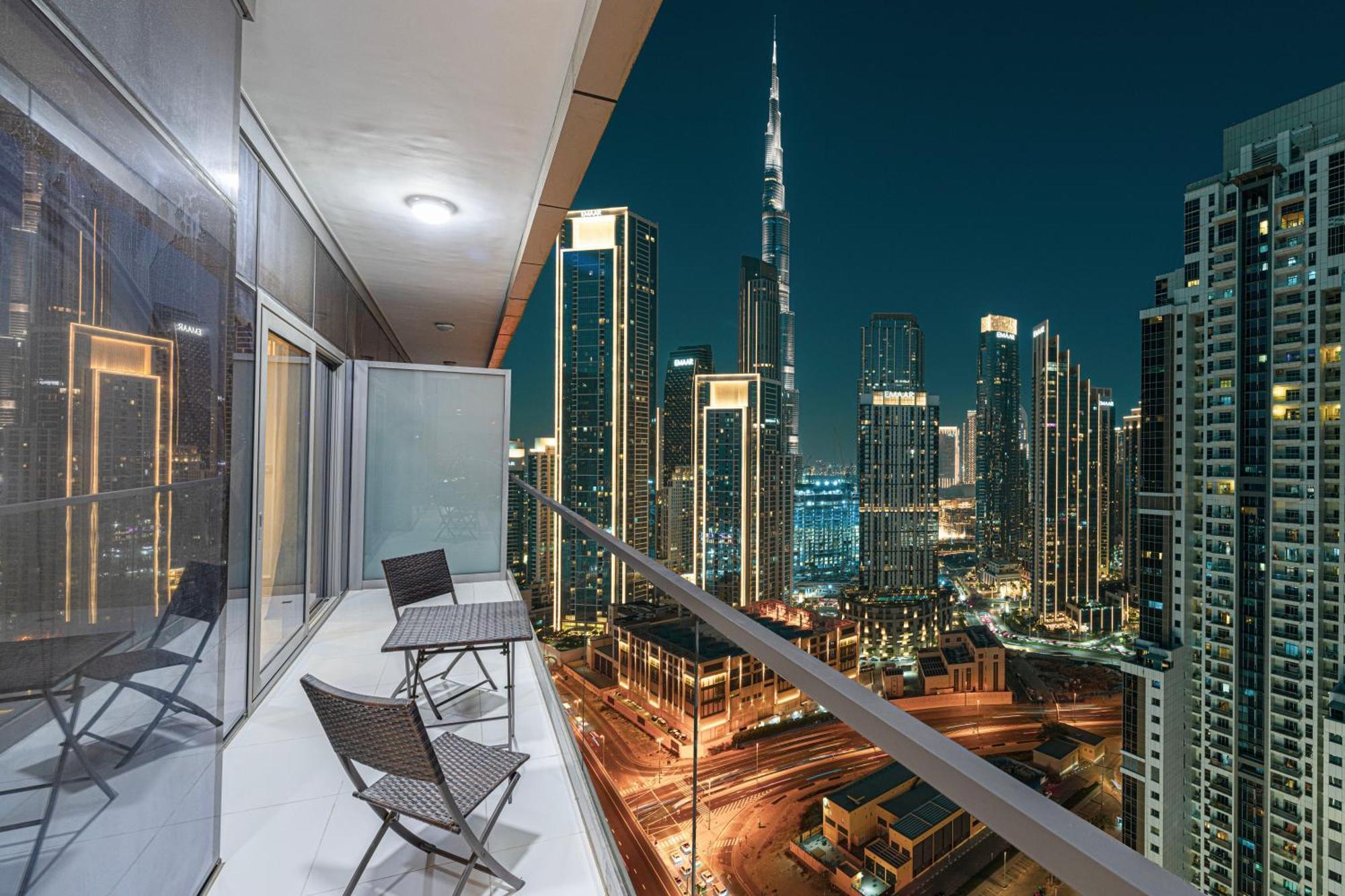 Infinity Pool & Burj Khalifa View L Luxe Paramount Ντουμπάι Εξωτερικό φωτογραφία