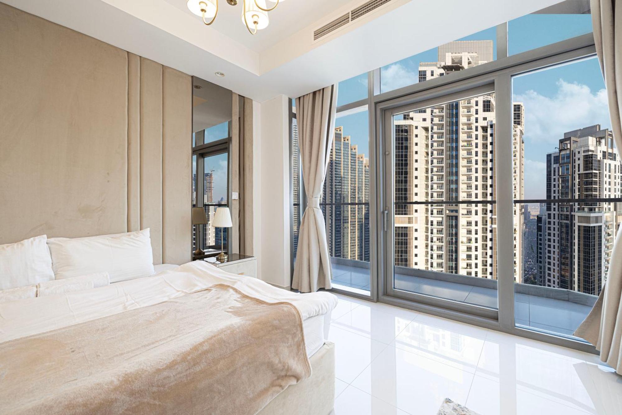 Infinity Pool & Burj Khalifa View L Luxe Paramount Ντουμπάι Εξωτερικό φωτογραφία