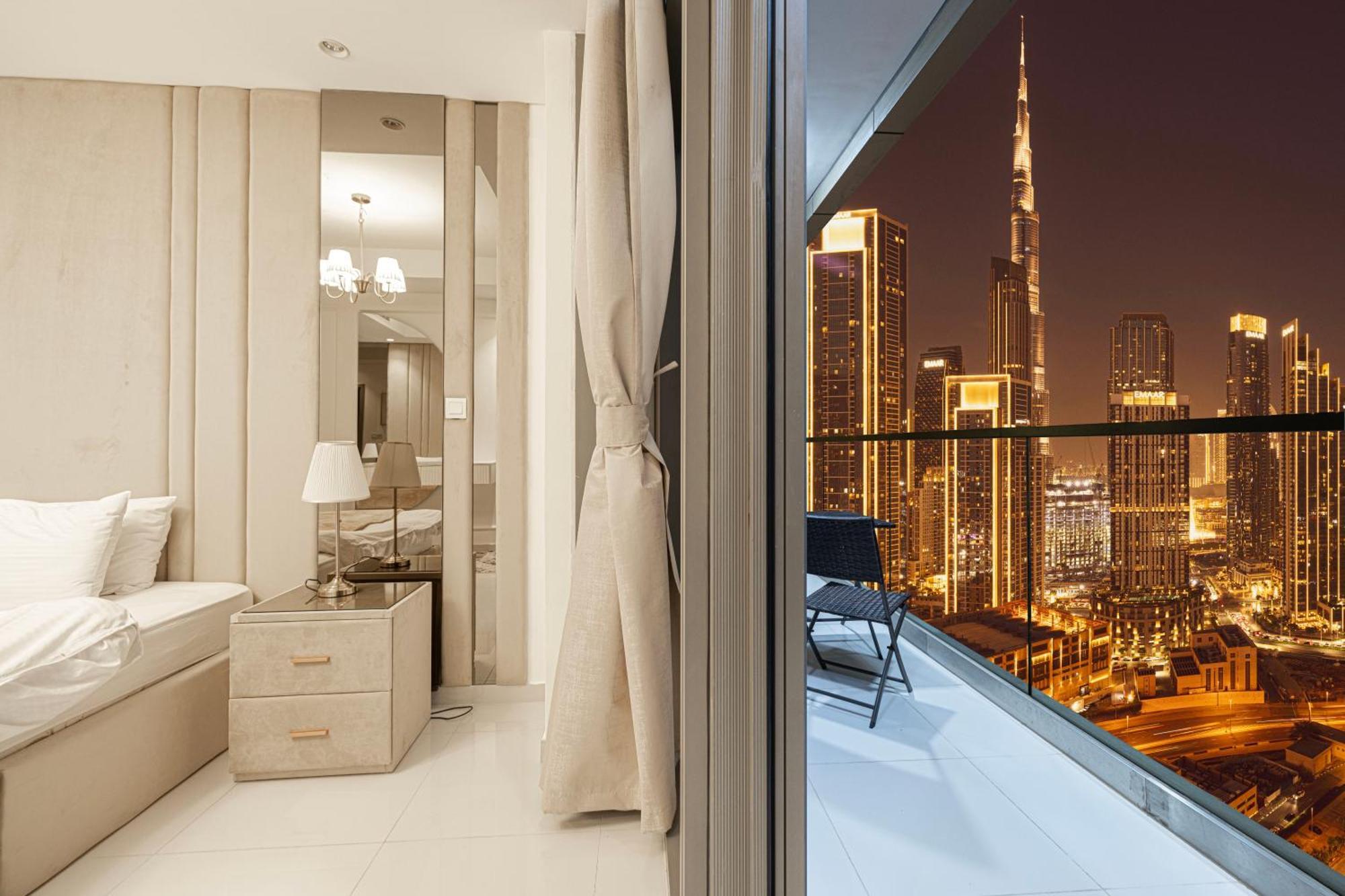 Infinity Pool & Burj Khalifa View L Luxe Paramount Ντουμπάι Εξωτερικό φωτογραφία