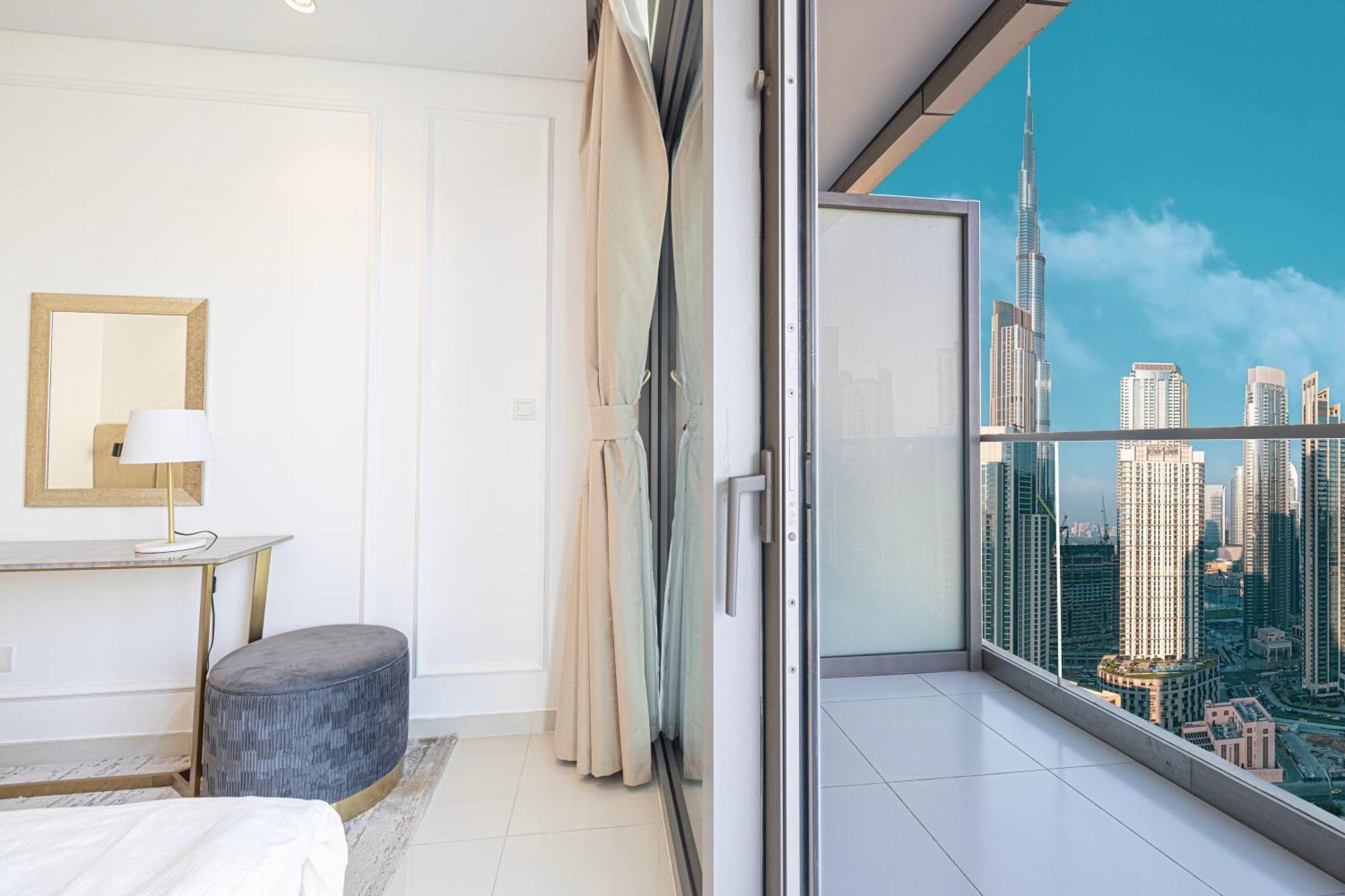 Infinity Pool & Burj Khalifa View L Luxe Paramount Ντουμπάι Εξωτερικό φωτογραφία